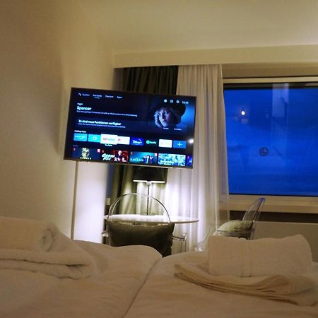 Cosi Apartment Im Si-Centrum สตุตการ์ต ภายนอก รูปภาพ