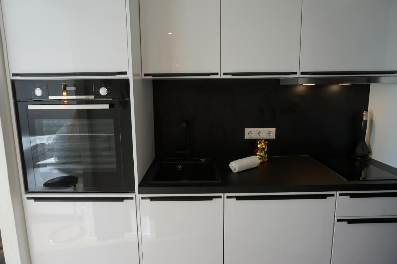 Cosi Apartment Im Si-Centrum สตุตการ์ต ภายนอก รูปภาพ